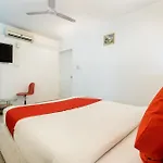 OYO 71720 Hotel Fiesta Grand
