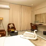 Vrr Astoria Hotel & Convention Center