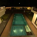 Villa Heliconia