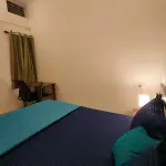 Homestayz Crown