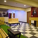C Suites - Winster