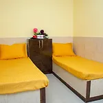 C Suites - Springfield