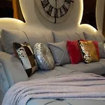 Lounge Fly - Apartment Rental