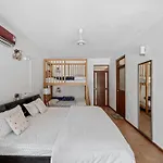 Jugglers Rest Hostel By Spacez