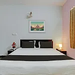 Hotel O Skylark Service Apartment