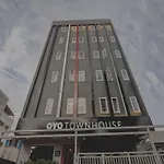 Townhouse Siri Residency