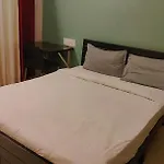 Metro Suites