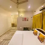 Regal Saphire 5 Bhk Luxury Villa