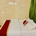 Luxorion Lodge