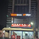 Rahat Comforts Hotel