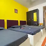 C Suites - St Paul