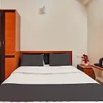 Spot On King Residency