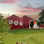 Dome Villas By Jade - Red Dome