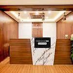 Super Townhouse Oak Mahadevapura Opposite Phoenix Mall Formerly Grand Wilton Inn