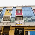Oyo 75993 Hotel Shanti Nivas