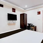 Hotel O Sgr Palace