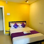 Hotel Sy Comforts