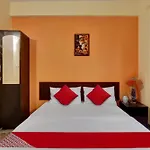Hotel O Palms Inn Rooms