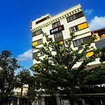 Hotel O Nandi Suites