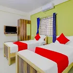 Super Hotel O Nelli Suites