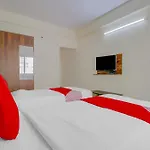 Super Hotel O Nelli Suites