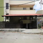 Stayhome Suites