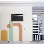 Sakura Inn And Suites