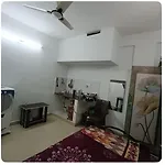 Cozy1Room,Dinky Kitchn,Spacious Terace-Austin Town