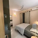 Premium Retreat, 2Bhk Cosy Flat Near Blr Airport