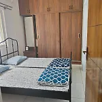 Isiri Service Apartment