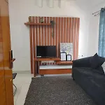 Isiri Service Apartment