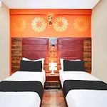 Hotel O Sk Palace