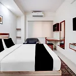 Hotel O Veritas Grand