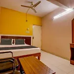 Hotel O Royal Inn
