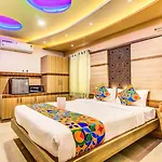 Fabhotel Emara Boutique