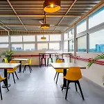 Wandr Hotel Brookefield, Bangalore