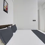 Hotel O J.K. Suites & Rooms