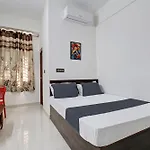 Hotel O J.K. Suites & Rooms