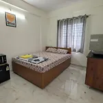 Sakura Inn And Suites