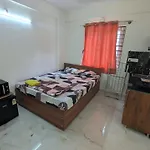 Sakura Inn And Suites