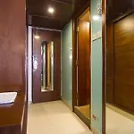 Oyo Rooms Indiranagar 210