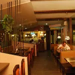 Kamat\'S Hotel Lalbagh