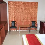 Oyo 9633 Hotel Srinidhi Residency