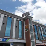 Srinidhi Grand Inn