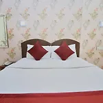 Oyo 7728 Hotel Nayaab Comforts