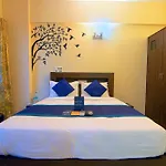 Fabhotel Maruthi Domlur