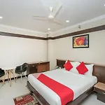 Oyo 14835 Wagtail Suites