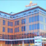 Hotel Crystal Castle
