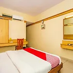 Oyo 649 Hotel Ajantha Trinity Inn