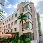 C Suites - Lotus Park
